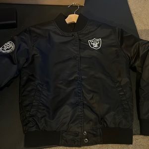 raiders bomber